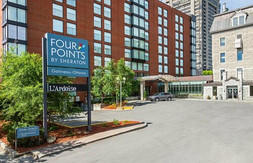 Гостиница Four Points by Sheraton Gatineau-Ottawa в Гатино