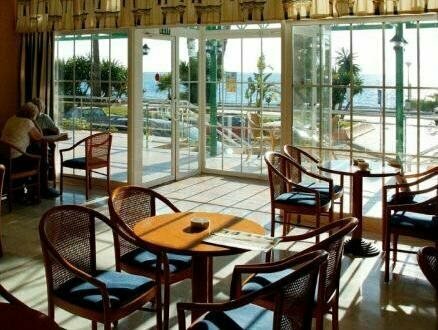Гостиница Helios Costa Tropical в Альмуньекаре