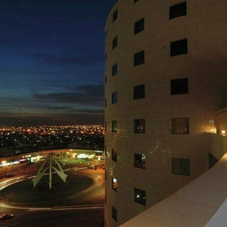 Гостиница Movenpick Hotel Qassim в Бурайде