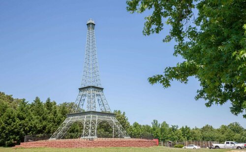 Гостиница Knights Inn Paris в Париже