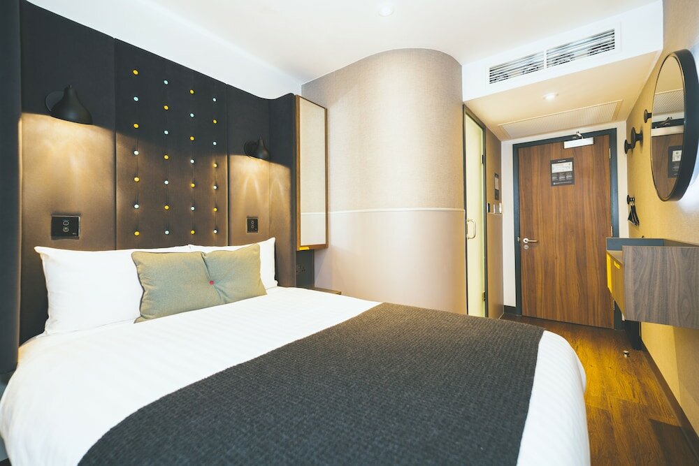 Фото Point A Hotel London Liverpool Street