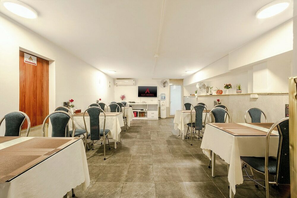 Фото A25 Hotel 46 Chau Long