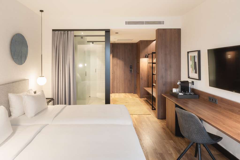 Фото Radisson Blu 1882 Hotel, Barcelona Sagrada Familia