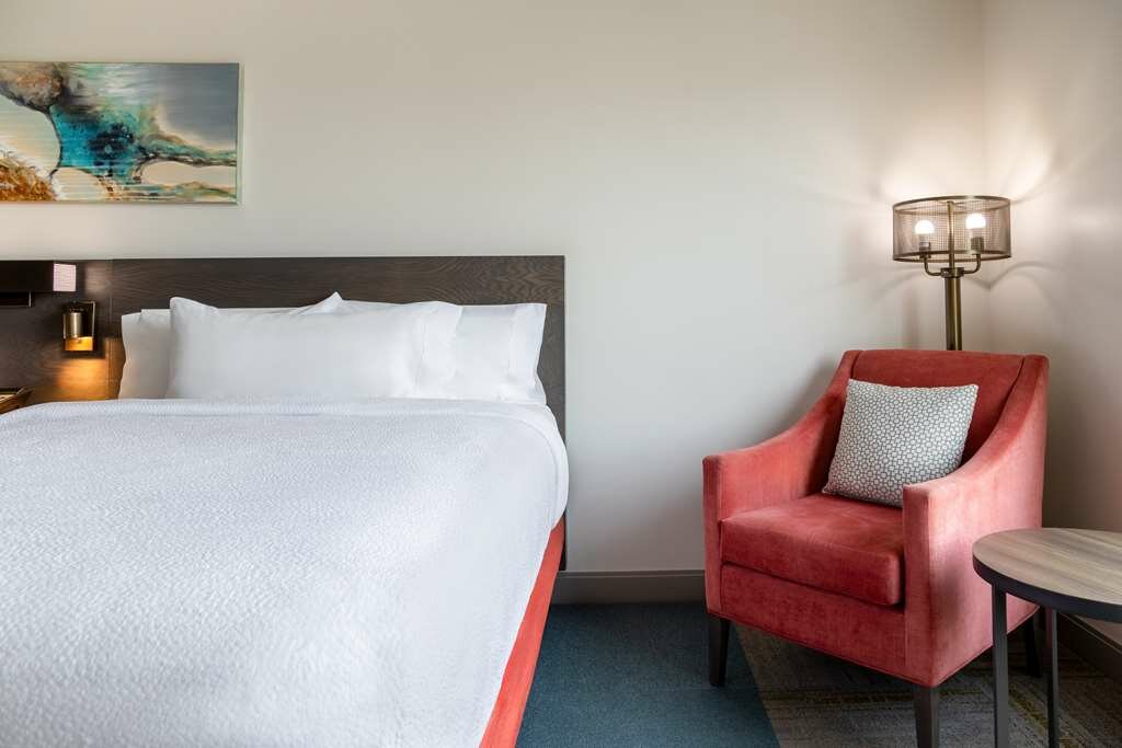 Фото Hilton Garden Inn Fredericton