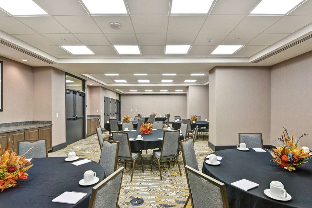 Фото The Cincinnatian Hotel Curio Collection by Hilton
