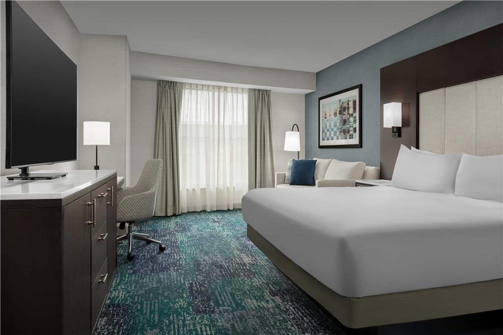 Фото Hilton Garden Inn Portsmouth Downtown