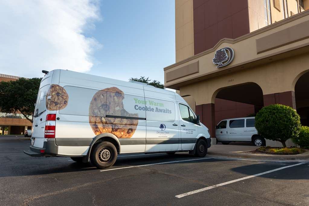 Фото DoubleTree by Hilton Dallas - Richardson