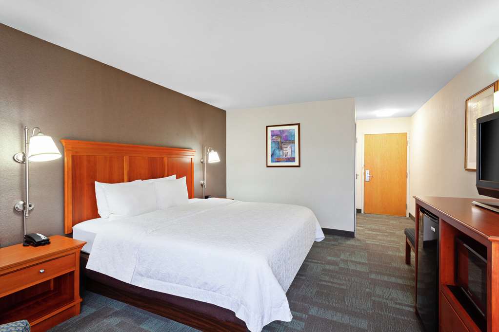 Фото Hampton Inn San Marcos, Ca