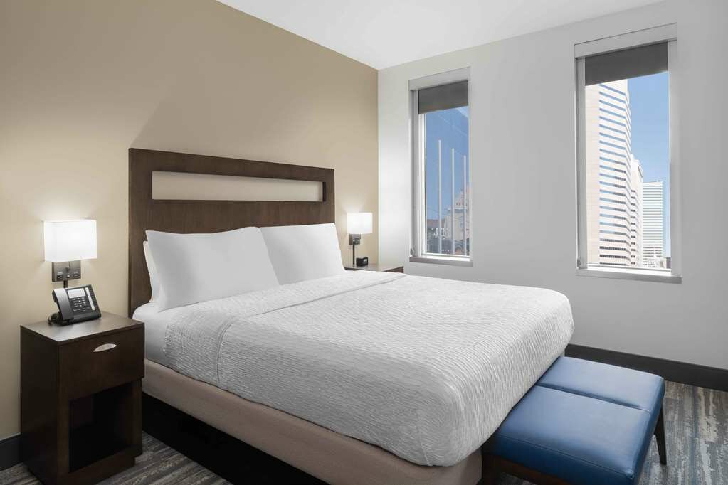 Фото Hampton Inn & Suites Denver Downtown-Convention Center