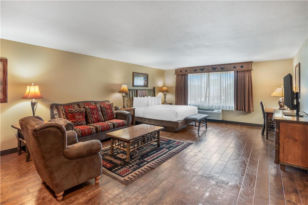 Фото Best Western Plus Kelly Inn & Suites