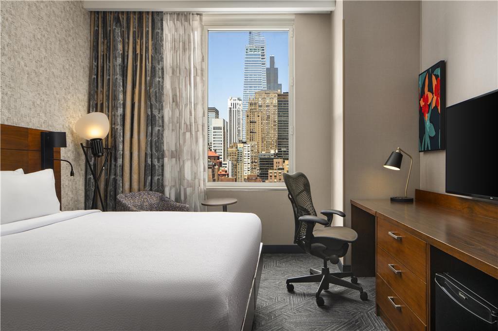 Фото Hilton Garden Inn New York/Midtown Park Avenue