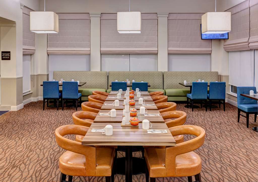 Фото Hilton Garden Inn McAllen Airport