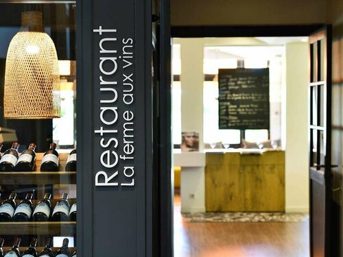 Гостиница Ibis Beaune La Ferme Aux Vins в Боне