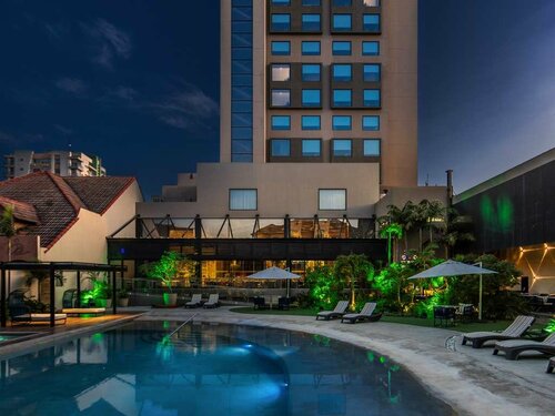 Гостиница Novotel Santa Cruz de la Sierra в Санта-Крус-де-ла-Сьерра