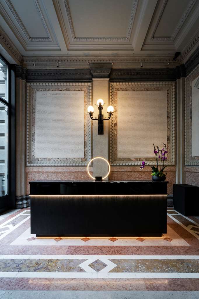 Фото Palazzo Touring Club Milan, A Radisson Collection Hotel