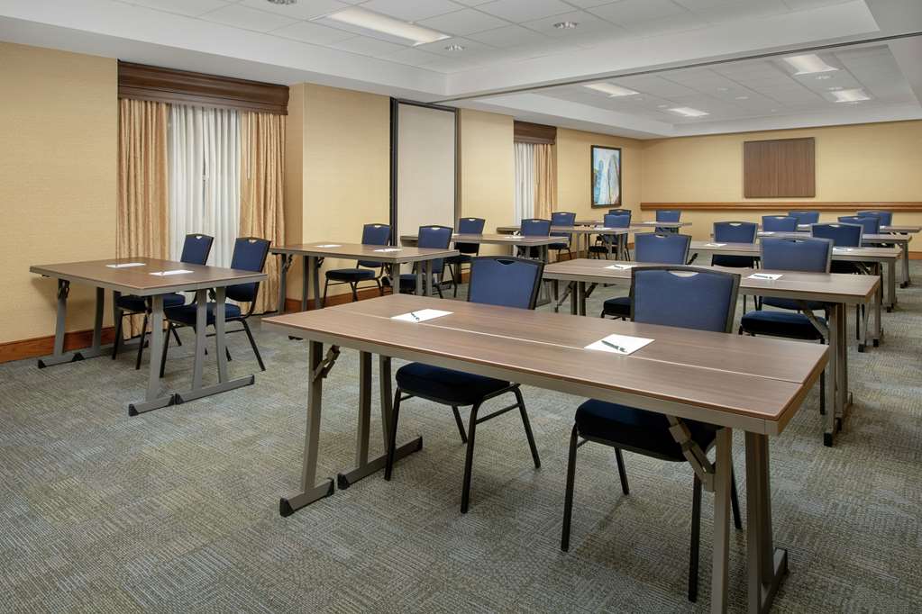 Фото Homewood Suites by Hilton Hillsboro/Beaverton