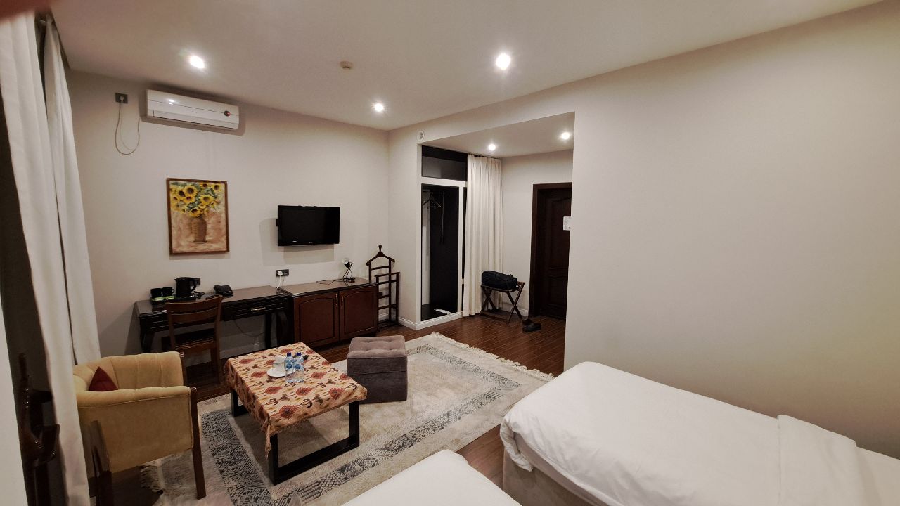 Фото Jipek Joli Hotel