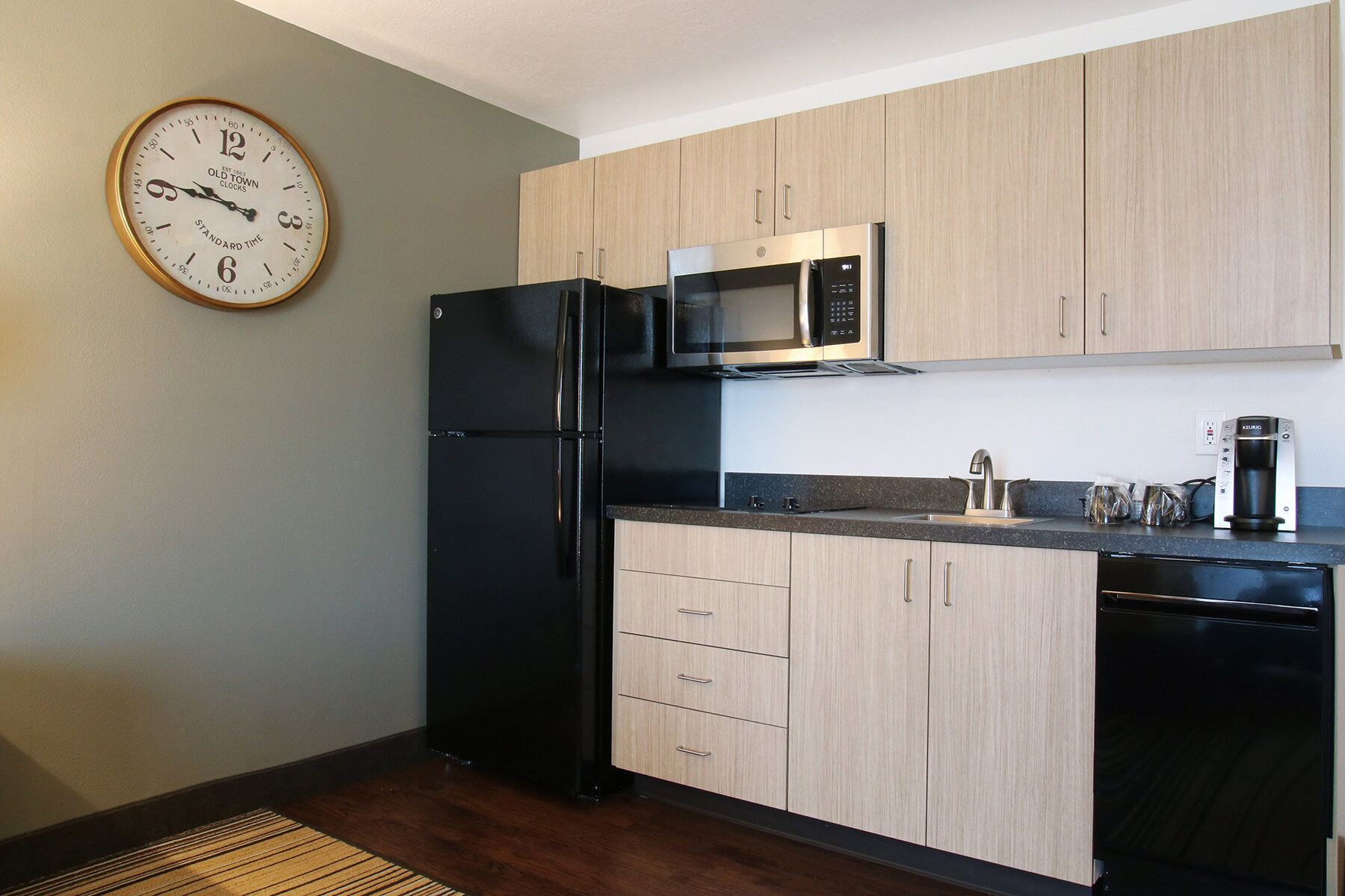 Фото Oxford Suites Spokane Valley