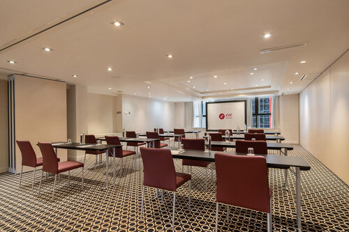 Гостиница Hotel Exe Plaza в Мадриде