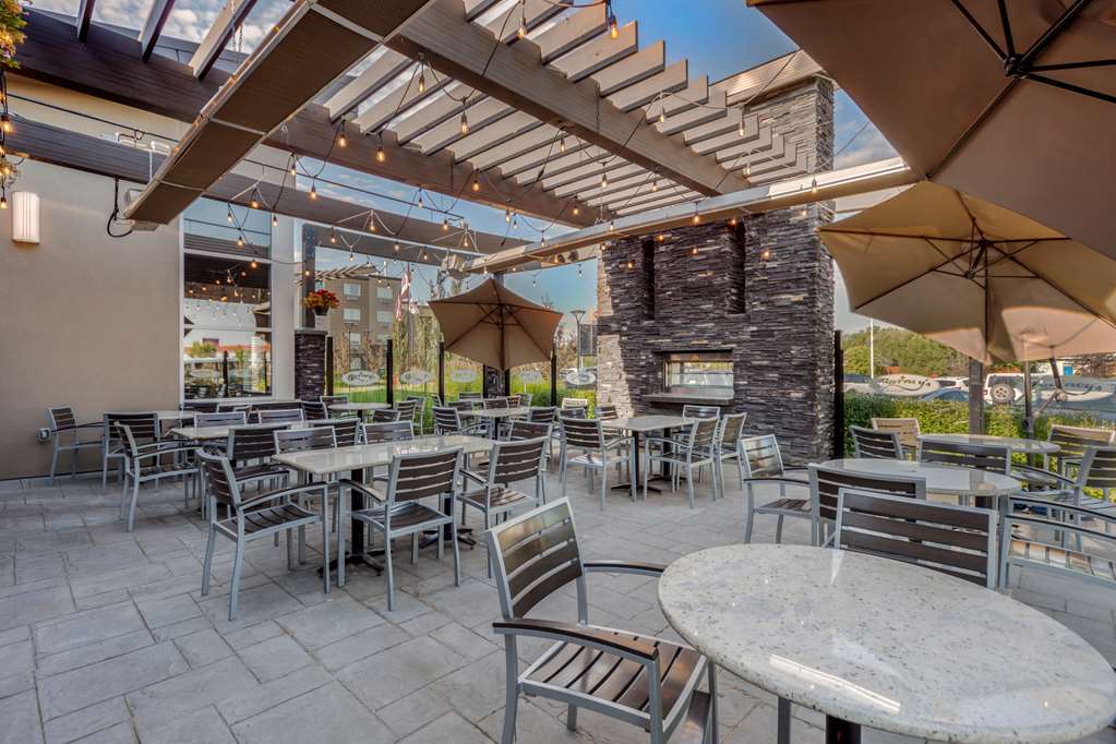 Фото Best Western Plus Edmonton Airport Hotel