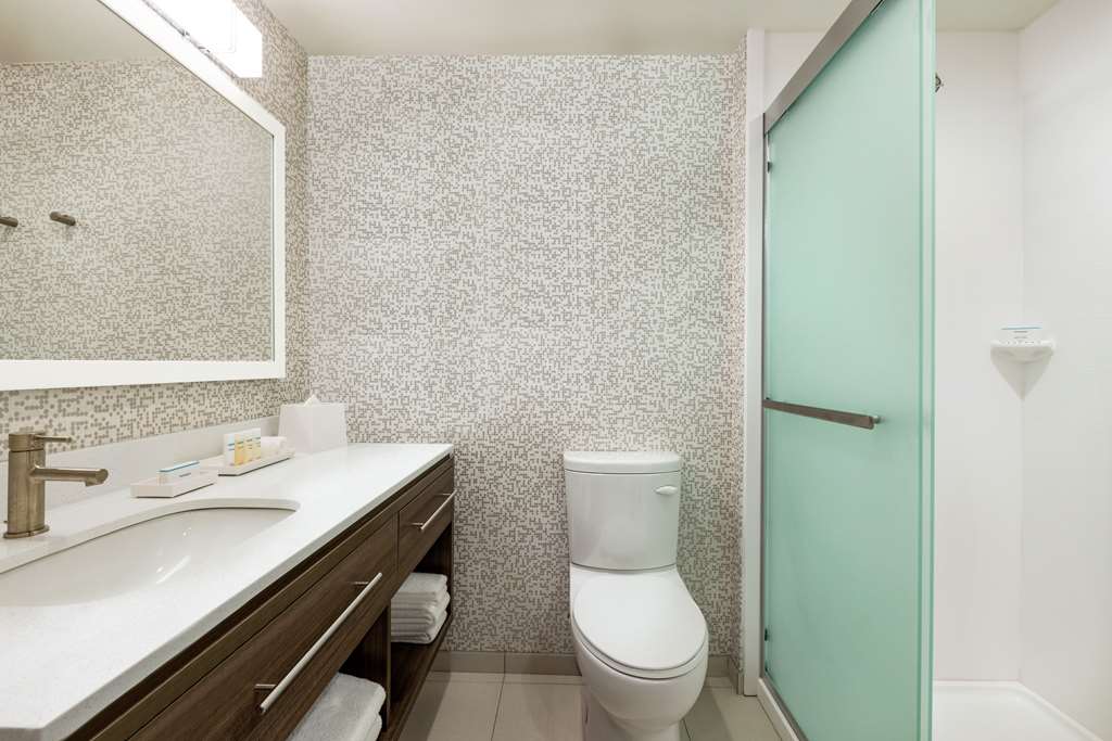 Фото Home2 Suites by Hilton New Brunswick, Nj