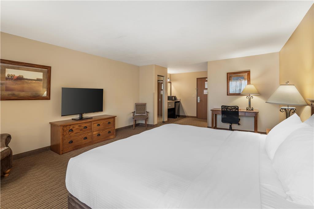 Фото Best Western Plus Kelly Inn & Suites