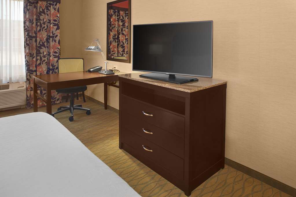 Фото Hilton Garden Inn Akron