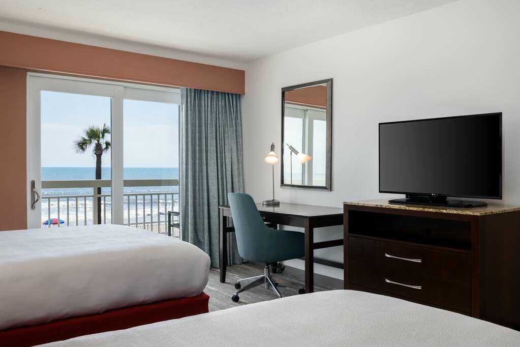 Фото Hilton Garden Inn Daytona Beach Oceanfront