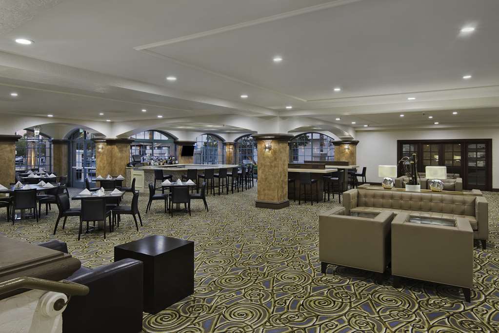 Фото DoubleTree by Hilton San Pedro - Port of Los Angeles