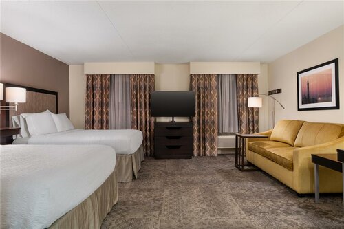Гостиница Hampton Inn & Suites Rockville Centre в Болдуине