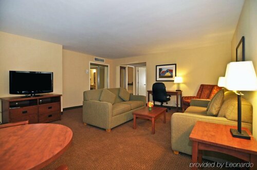 Гостиница Charlottetown Inn & Conference Centre в Шарлоттауне
