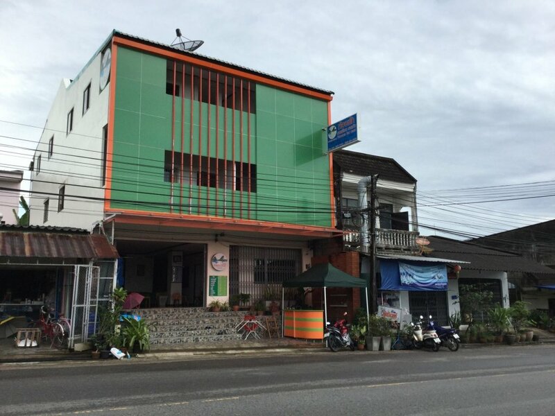 Гостиница Pro Chill Krabi Guesthouse в Краби