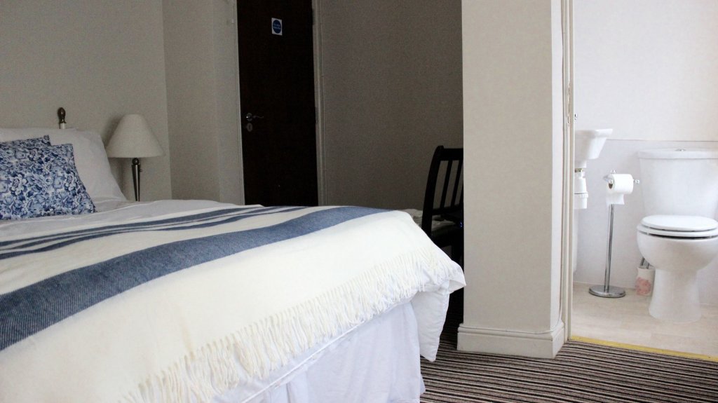 Фото Oyo Vale Lodge