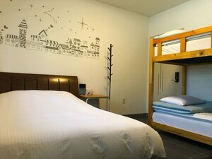 отель Incheon Airport Happy Place Guesthouse