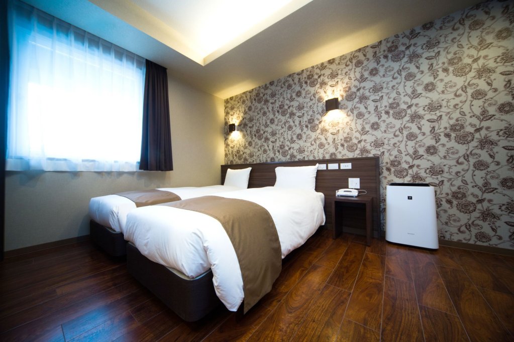 Фото Tanimachi Luxe Hotel