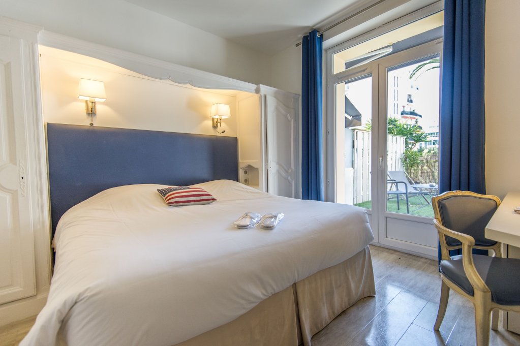 Фото Hôtel de Provence