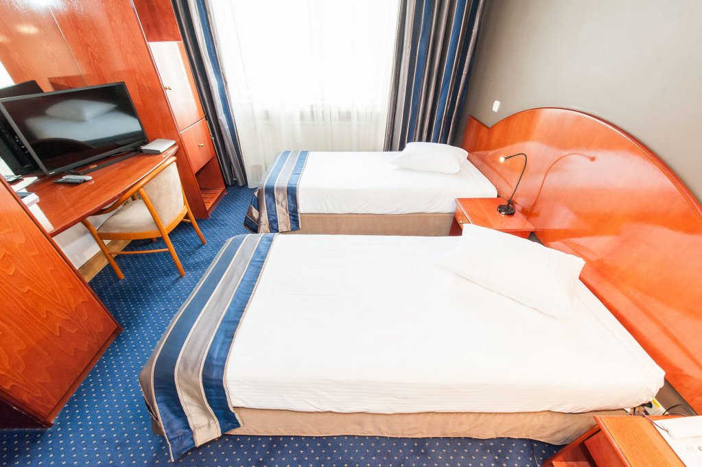 Фото Hotel Midi Zuid