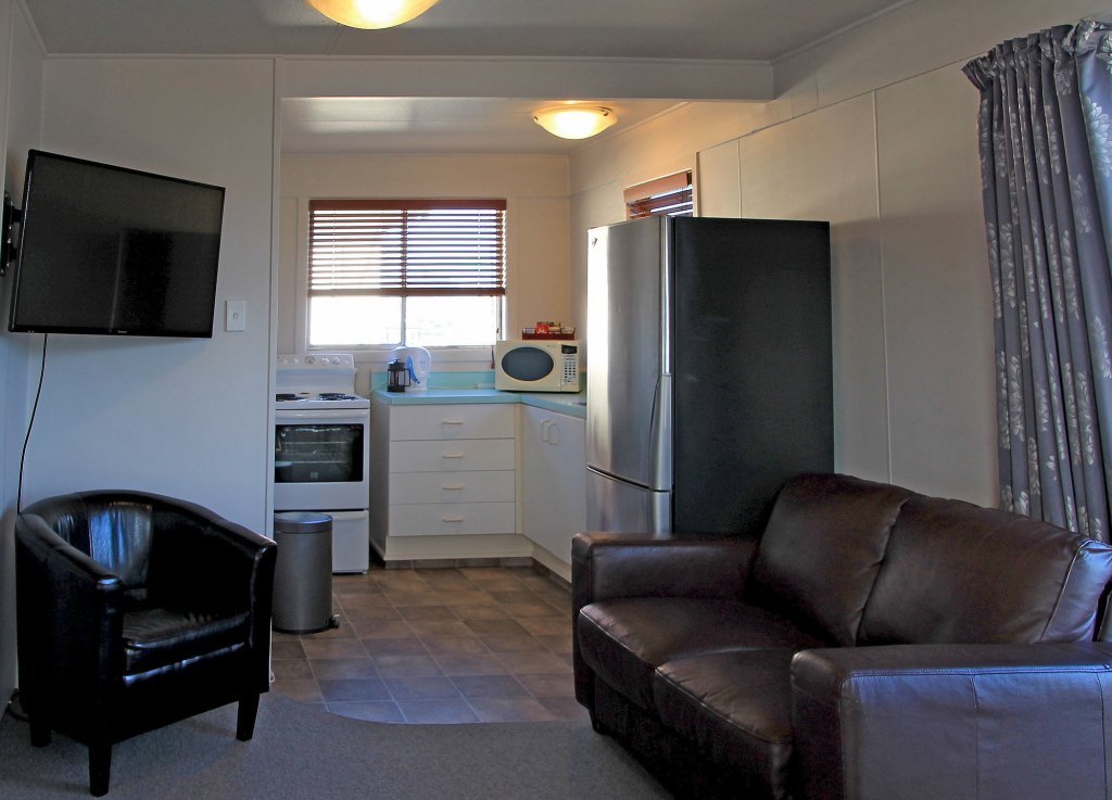 Фото Acacia Lakeview Motel