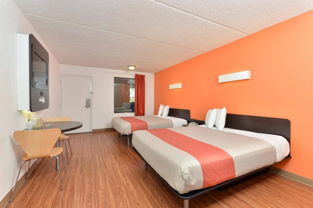 Фото Oyo Hotel Lake Park/Valdosta I-75