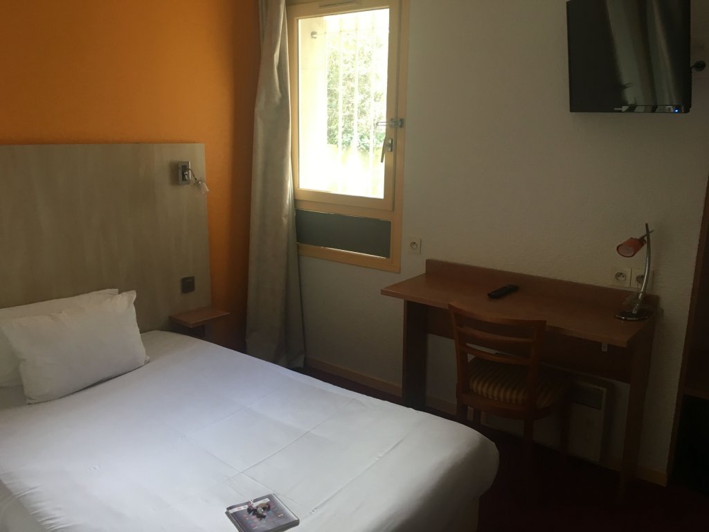 Фото The Originals City, Hôtel Novella Nantes Centre Gare