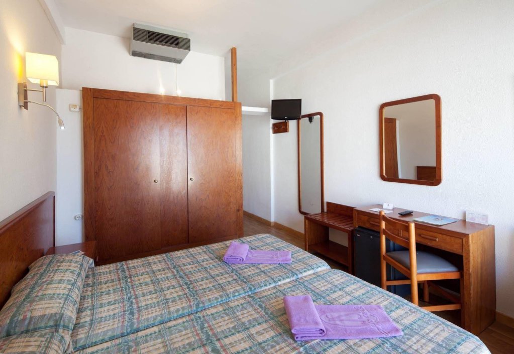 Фото Hotel Js Can Picafort