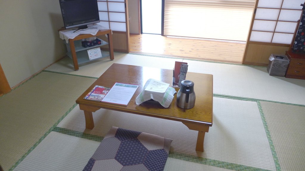 Фото Fujiwara Ryokan Hotel