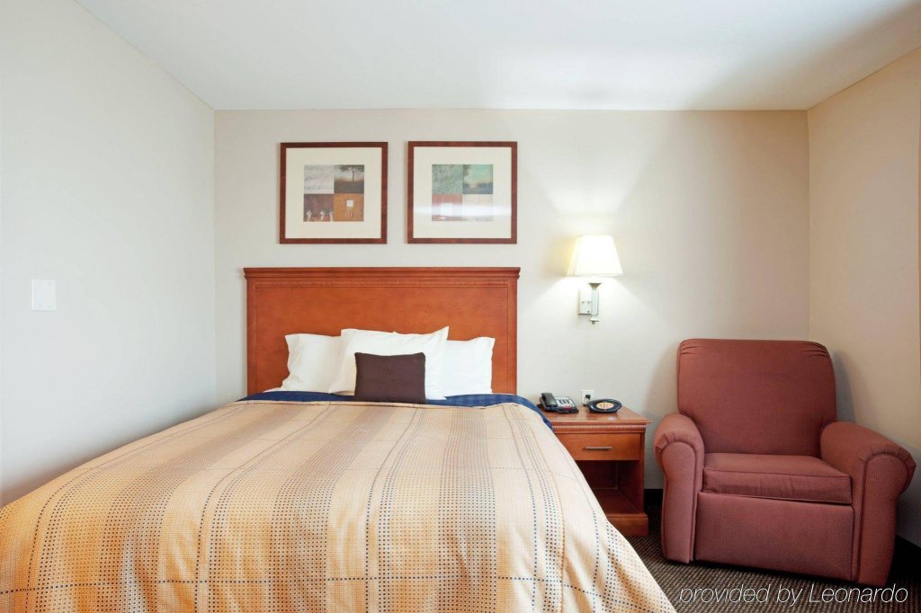 Фото Candlewood Suites Galveston, an Ihg Hotel