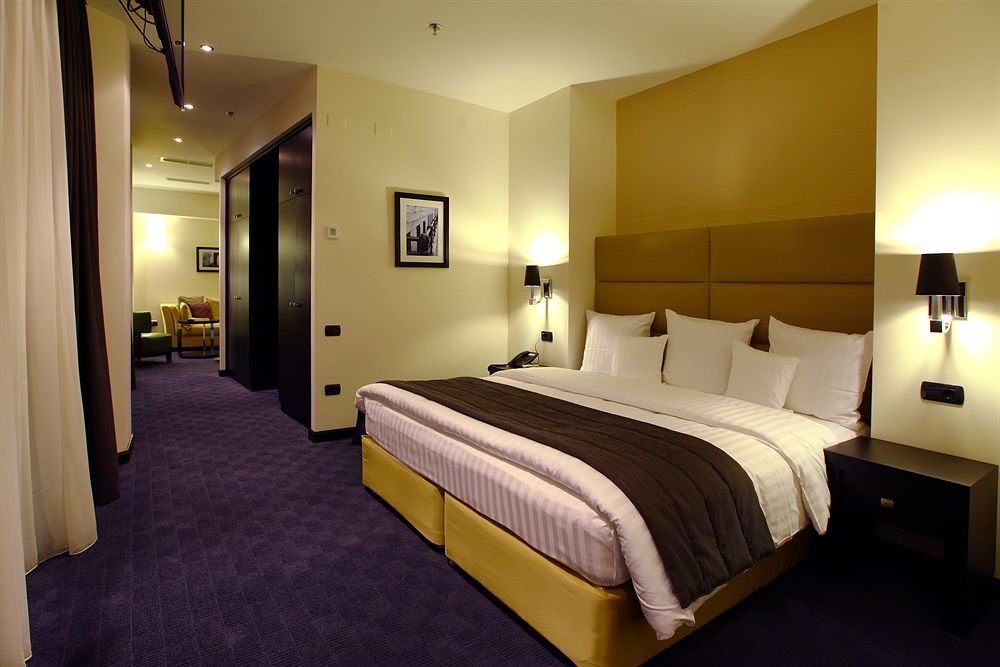 Фото North Avenue by Stellar Hotels