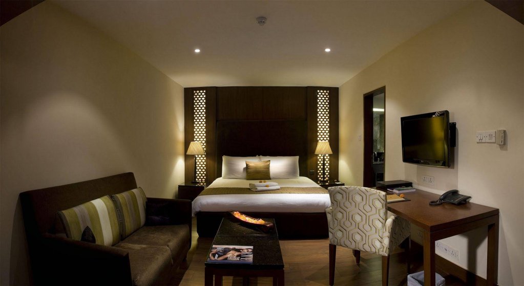 Фото The Manor New Delhi