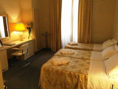 Внешний вид отеля Grand Hotel Croce di Malta Wellness & Golf в Монтекатини-Терме, фото 3