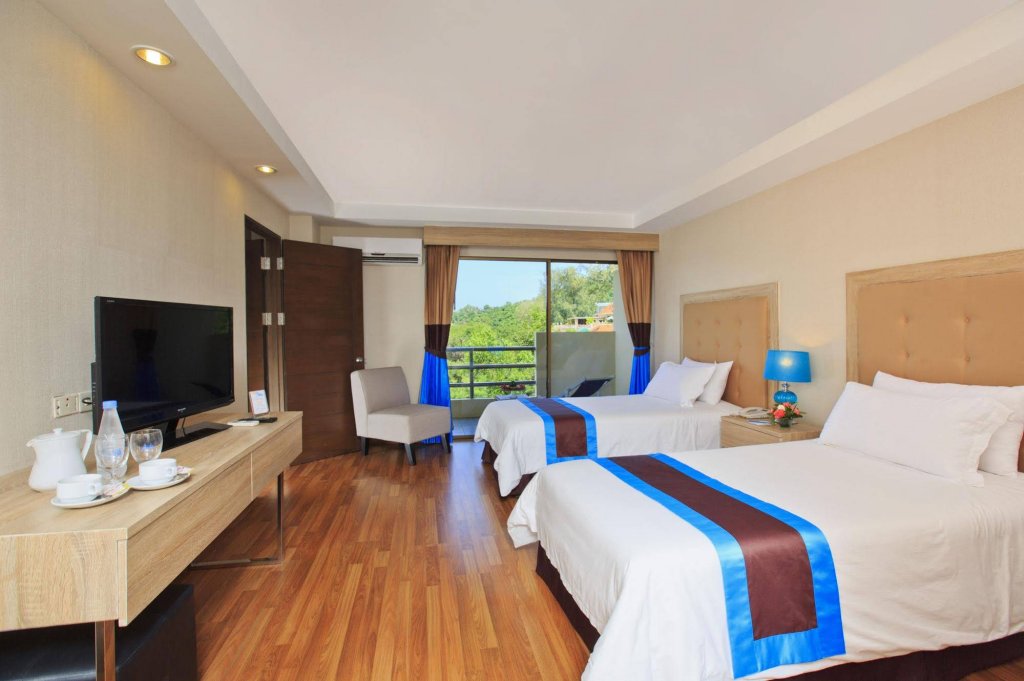 Фото Blue Wave Hotel Hua Hin