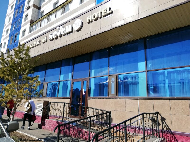 Гостиница Seven inn в Астане