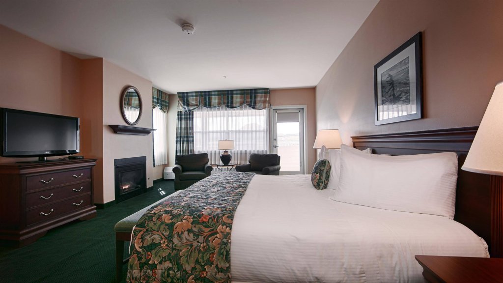 Фото The Landing Hotel & Restaurant
