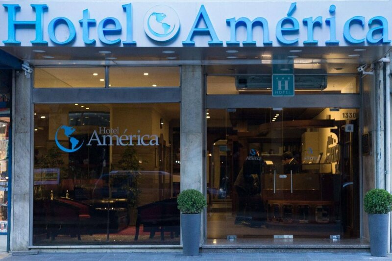 Гостиница Hotel America в Монтевидео